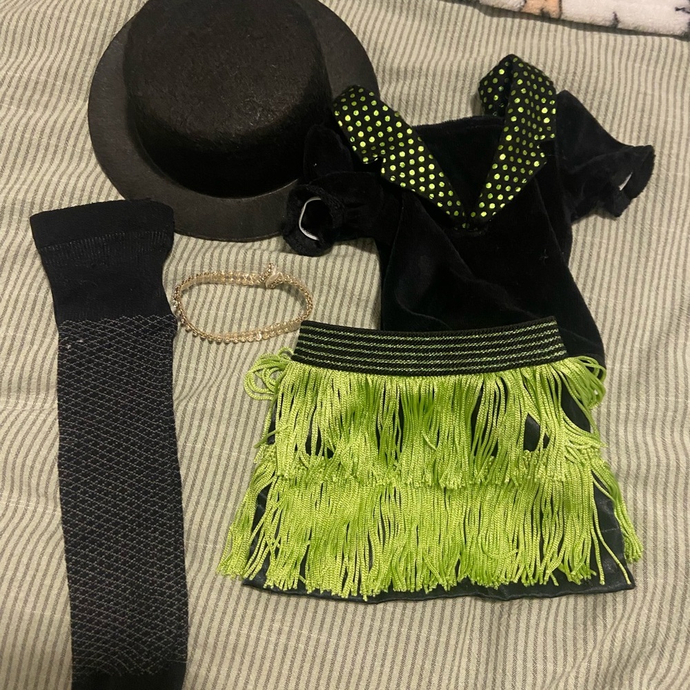 Maplelea Black and Green Fringe Outfit with Hat